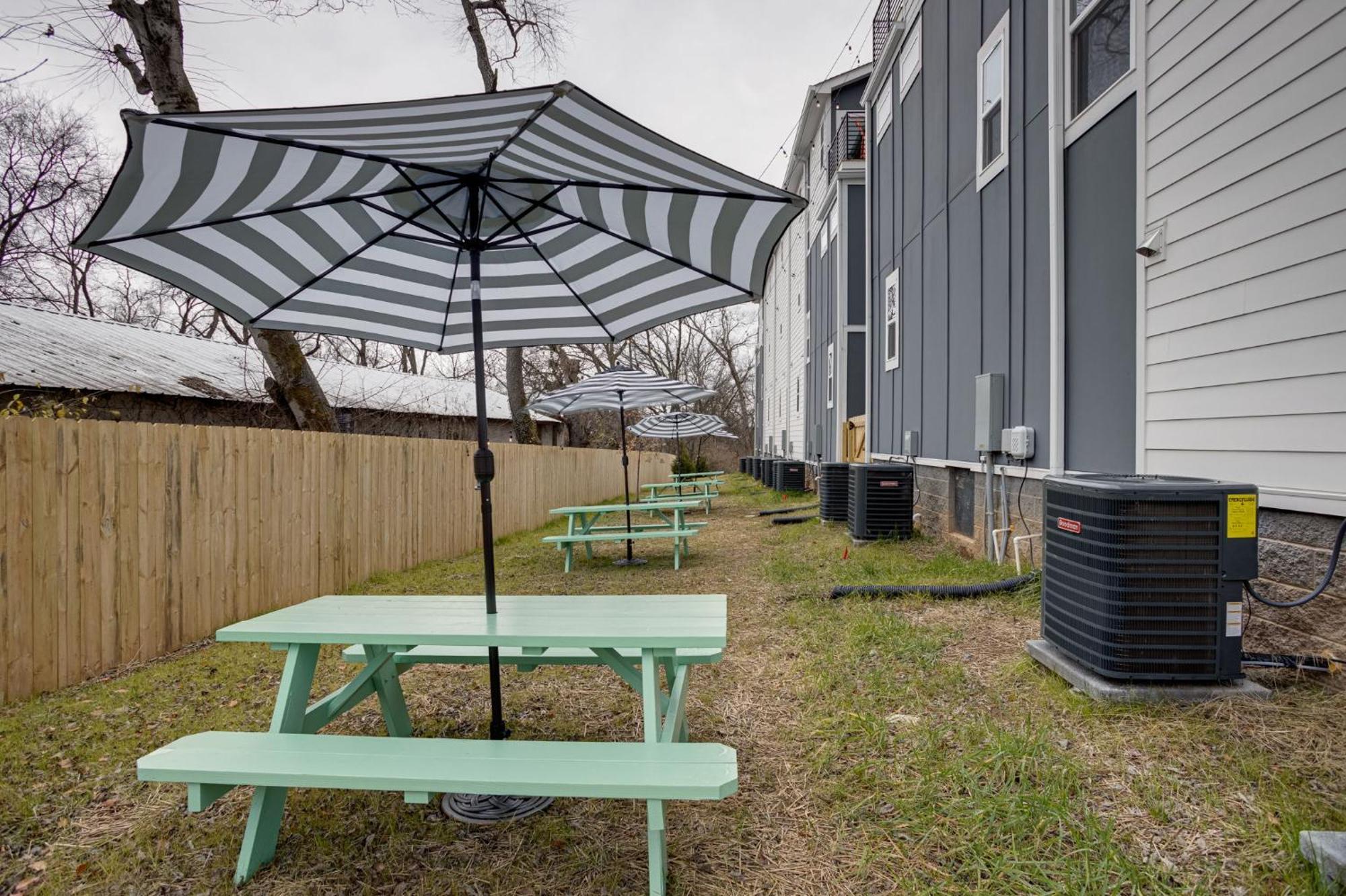 Modern Townhome, 10Min To Downtown! 8Min To Grand Ole Opry! Sleeps 8! Nashville Exterior foto