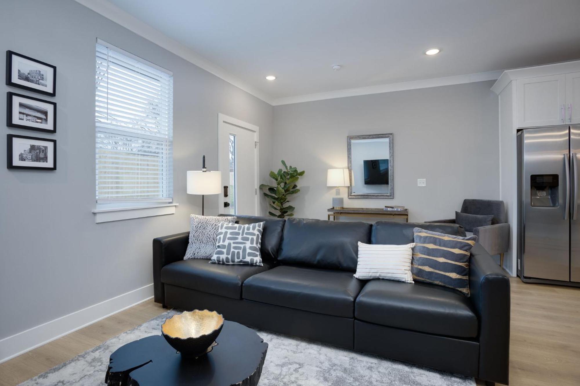 Modern Townhome, 10Min To Downtown! 8Min To Grand Ole Opry! Sleeps 8! Nashville Exterior foto