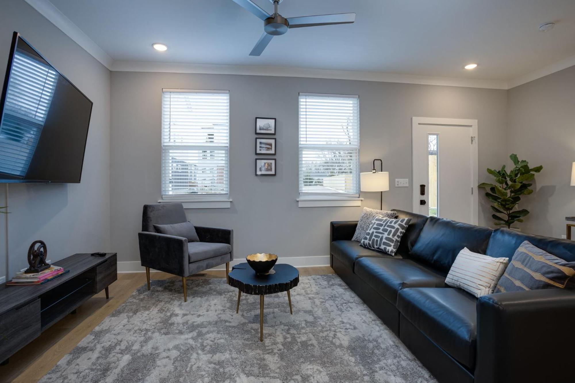 Modern Townhome, 10Min To Downtown! 8Min To Grand Ole Opry! Sleeps 8! Nashville Exterior foto